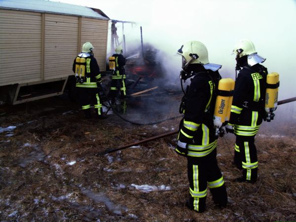 Wohnwagenbrand im Stadtteil Battin