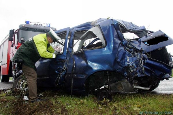 VKU auf der B187 zwischen Jessen und Listerfehrda