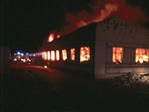 Lagerhallenbrand im Stadtteil Holzdorf